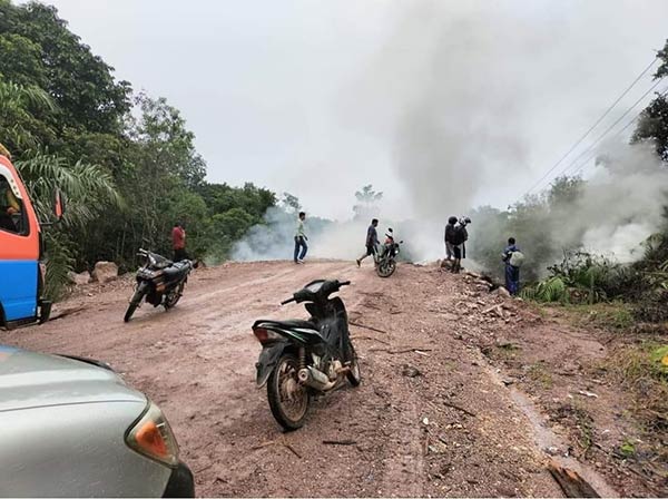 jembatan upal lamandau terbakar