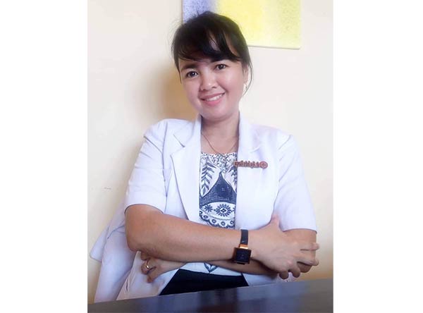 dokter ayu indra rumpa