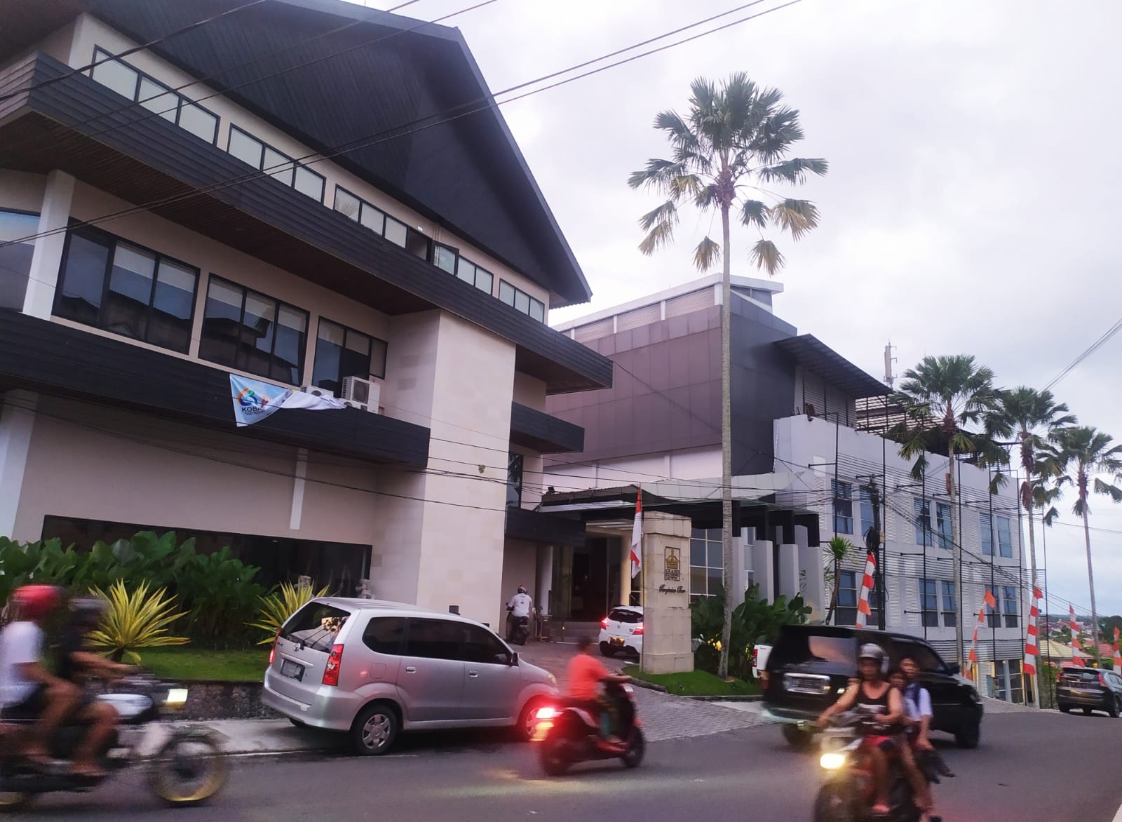 hotel kecubung
