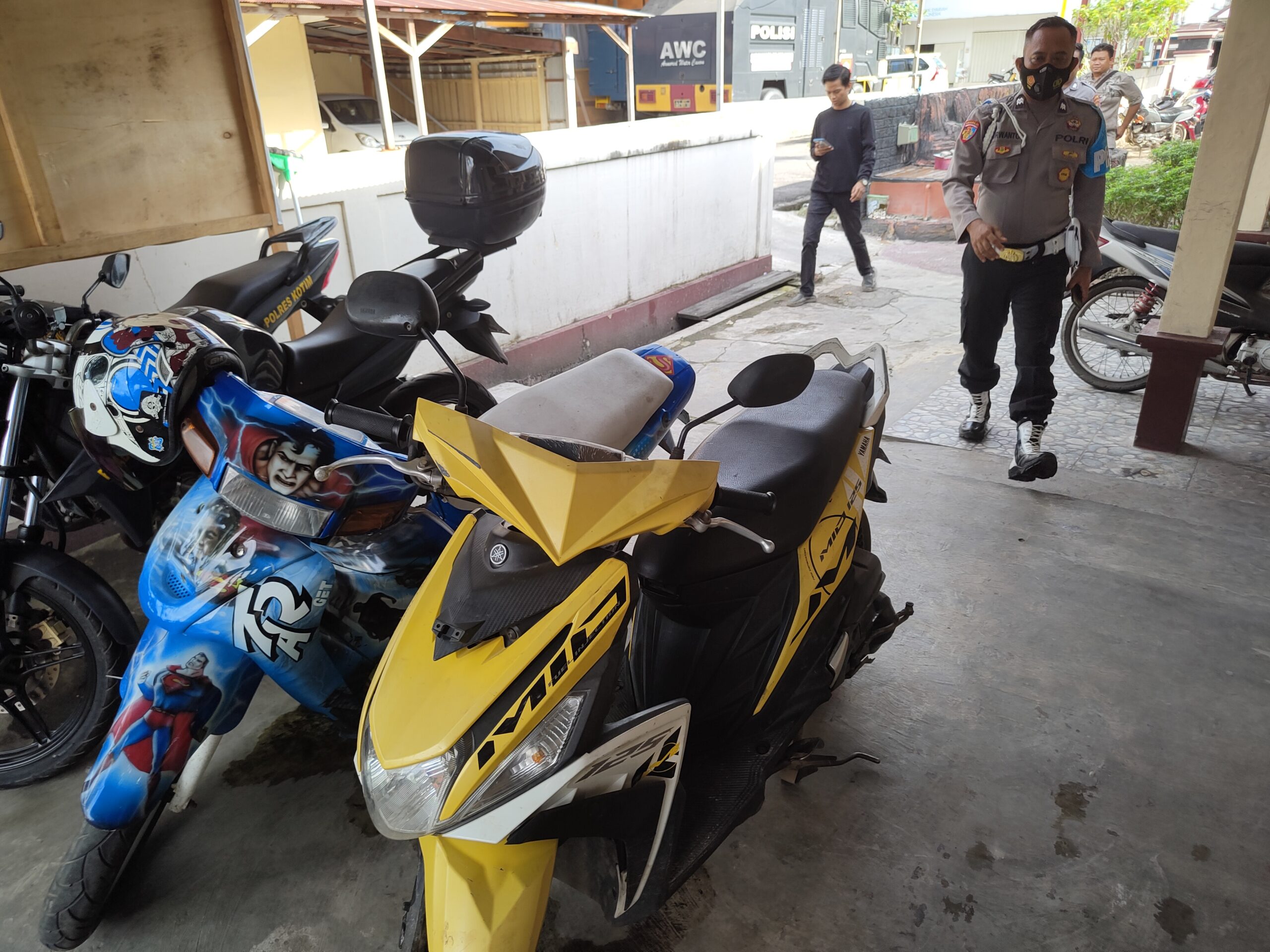 motor tak bertuan