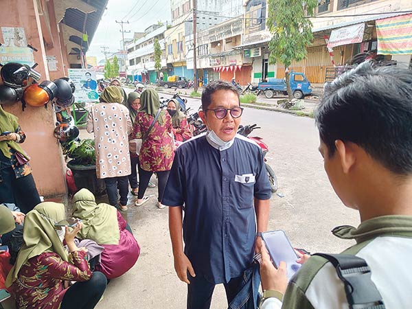 pedagang emas