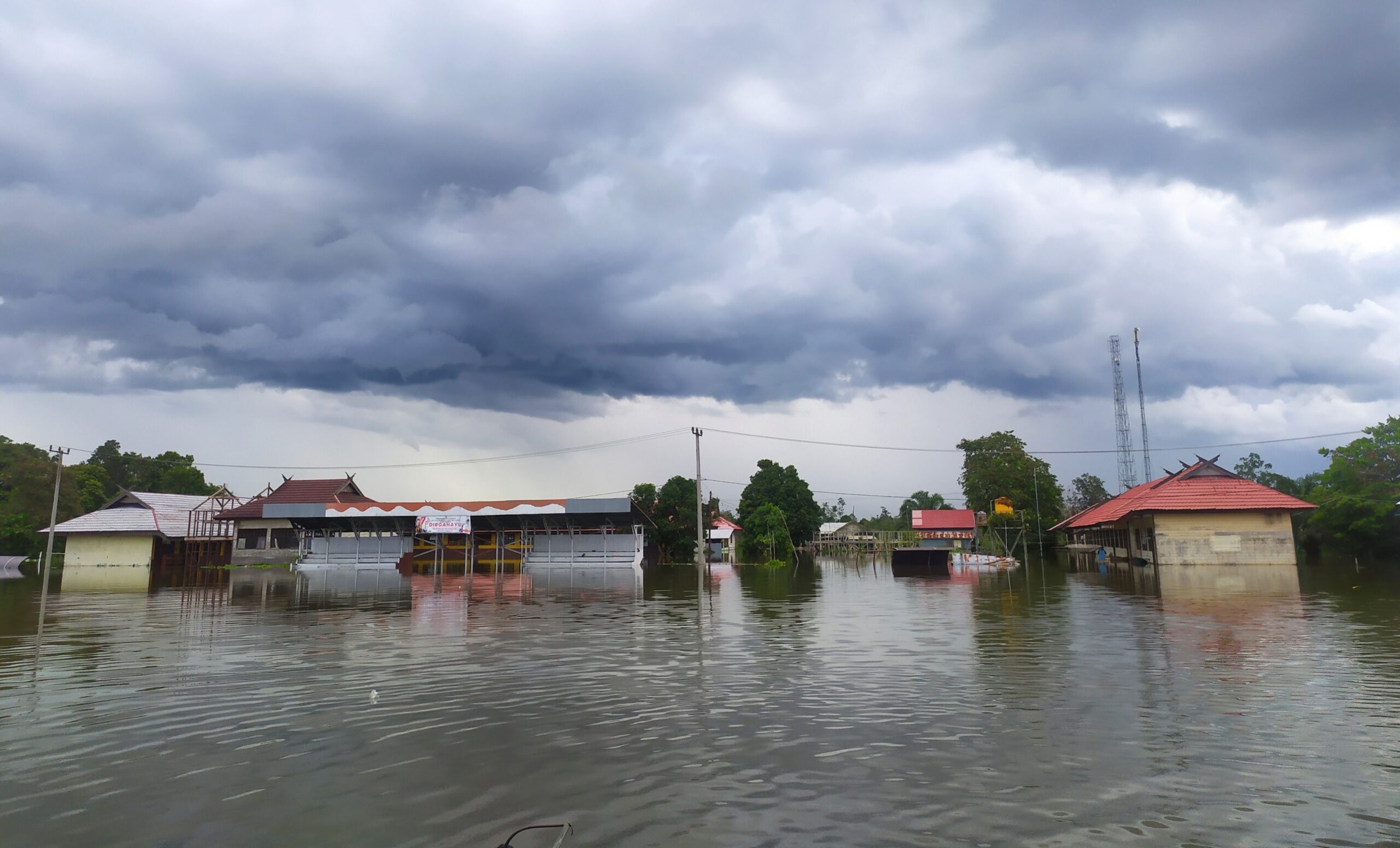 sekolah kebanjiran 2