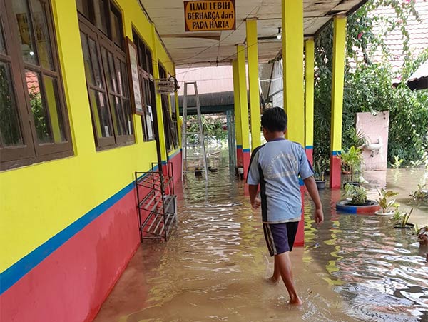 sekolah kebanjiran