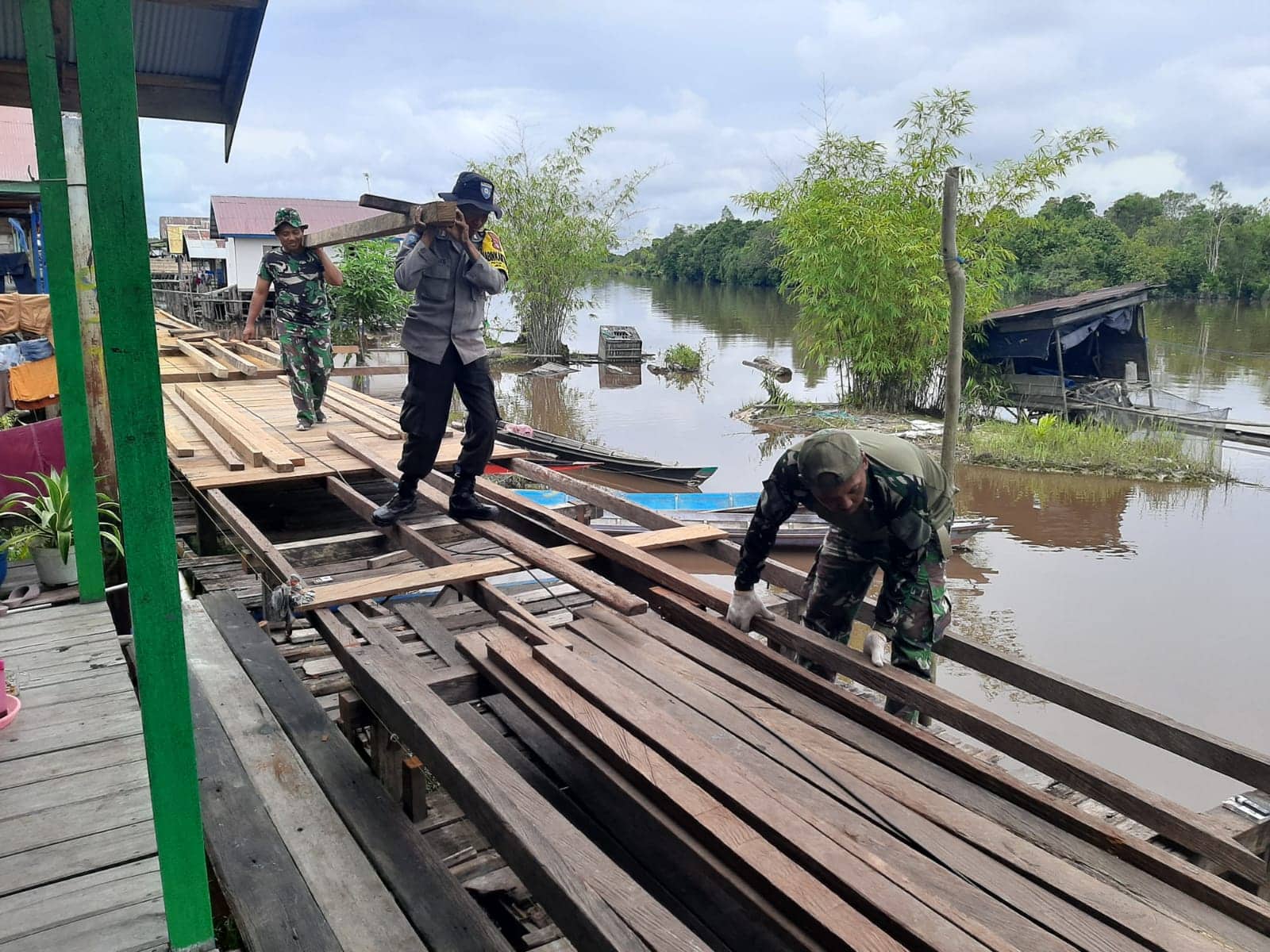 wali kota palangkaraya,tmmd,kelurahan petuk katimpun