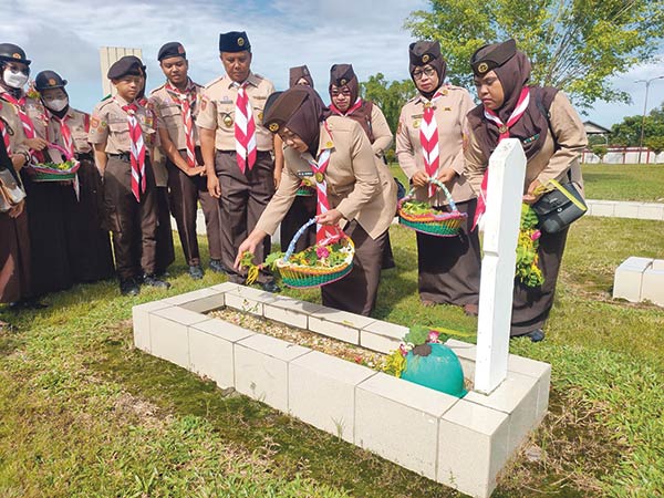 ziarah taman makam pahlawan