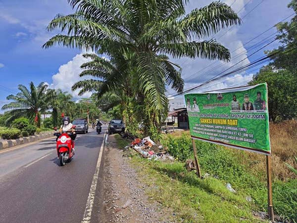 buang sampah sembarangan