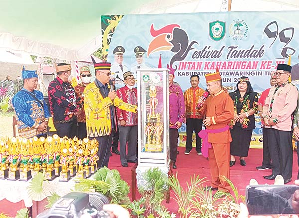 festival tandak intan kaharingan