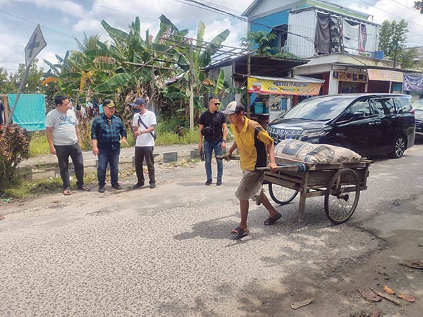 jalan pembina sampit