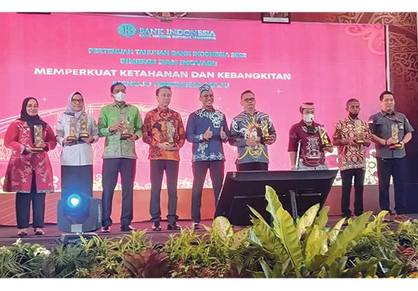 nominasi penghargaan