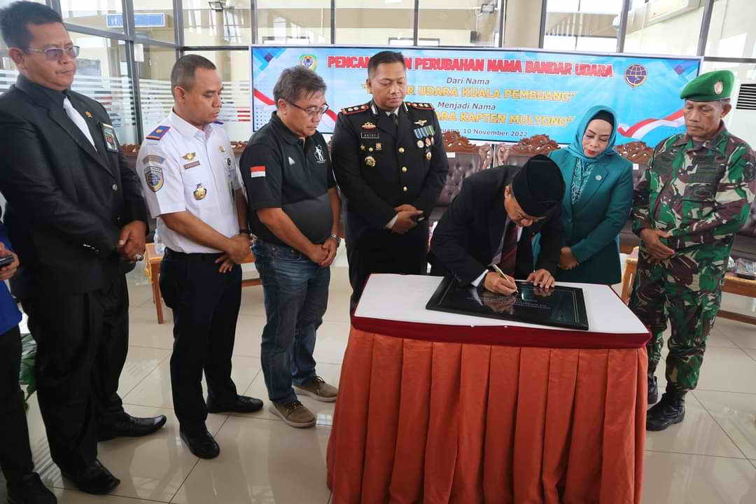 Kuala Pembuang,Kabupaten Seruyan,Bupati Seruyan,bandara seruyan,bandara kuala pembuang