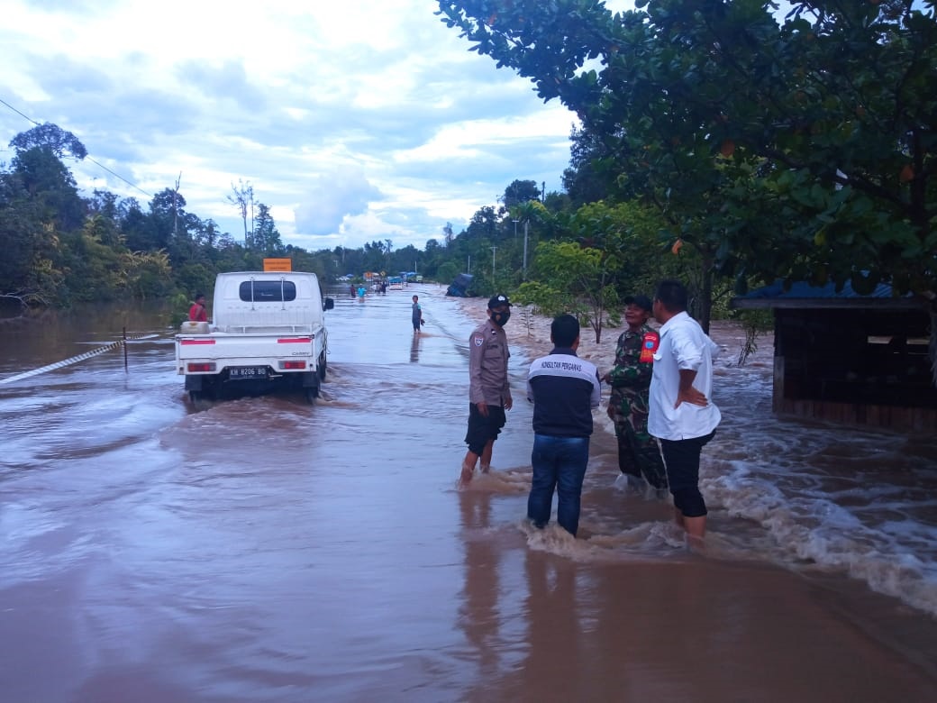 banjir,sei kapuas,Kecamatan Mantangai,banjir kalteng,banjir kapuas