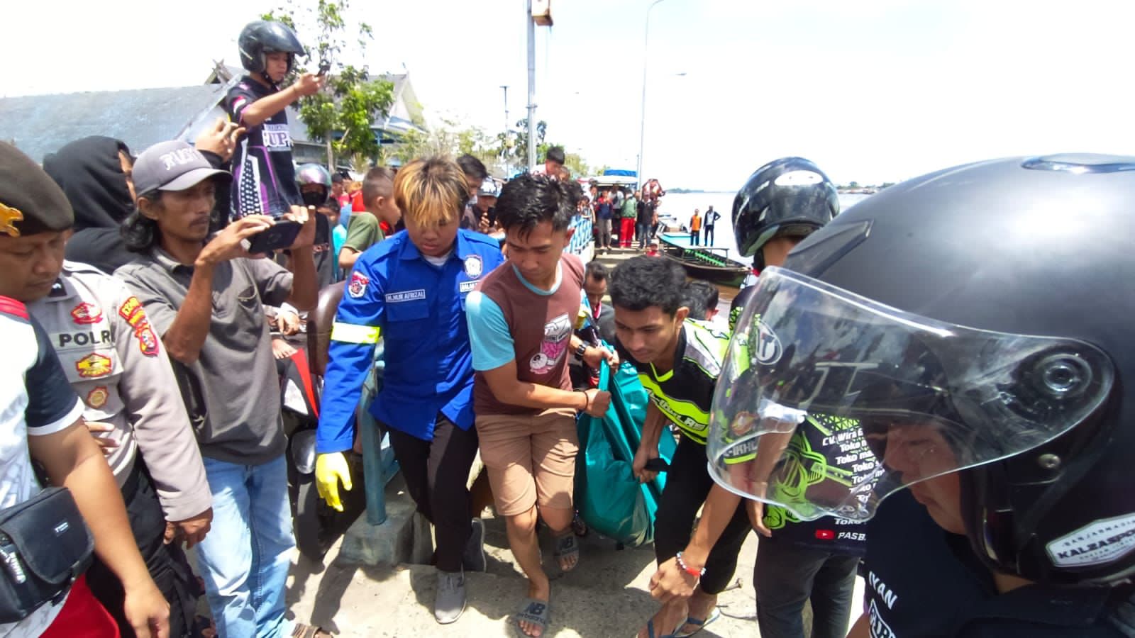 DAS Kapuas Handil Batu Kelurahan Pulau Kupang Kabupaten Kapuas,Desa Budi Mufakat