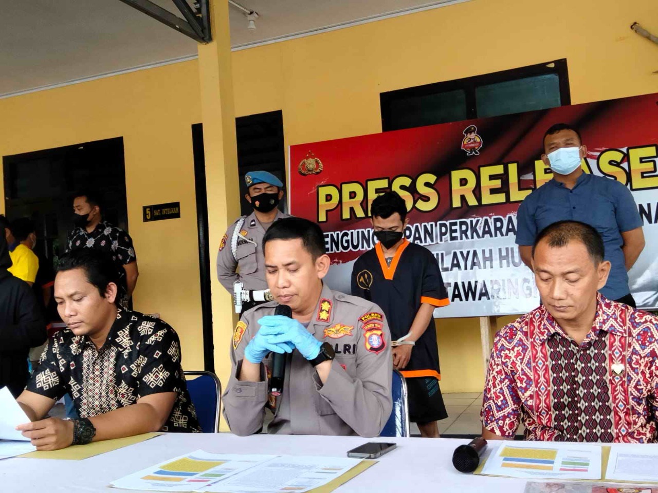 tipu gelap