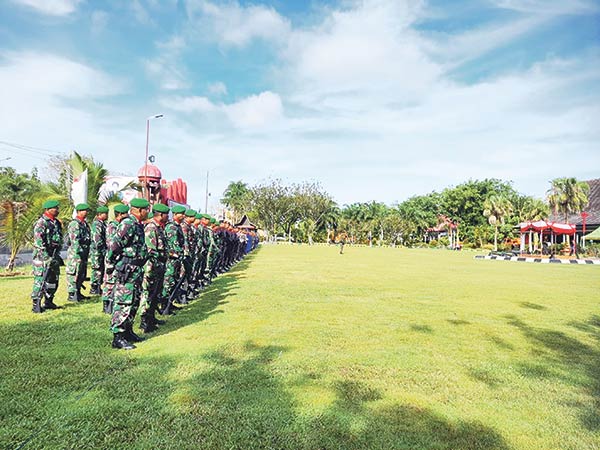 upacara hari pahlawan