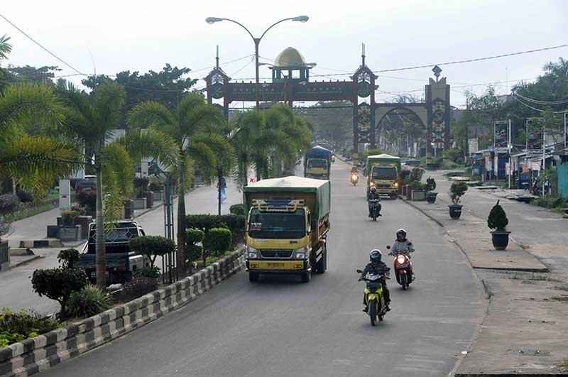 truk masuk kota sampit