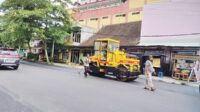 pengaspalan jalan sampit