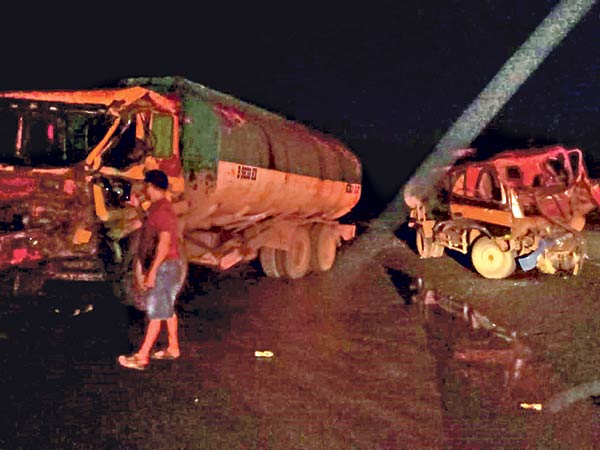 truk cpo saling hantam