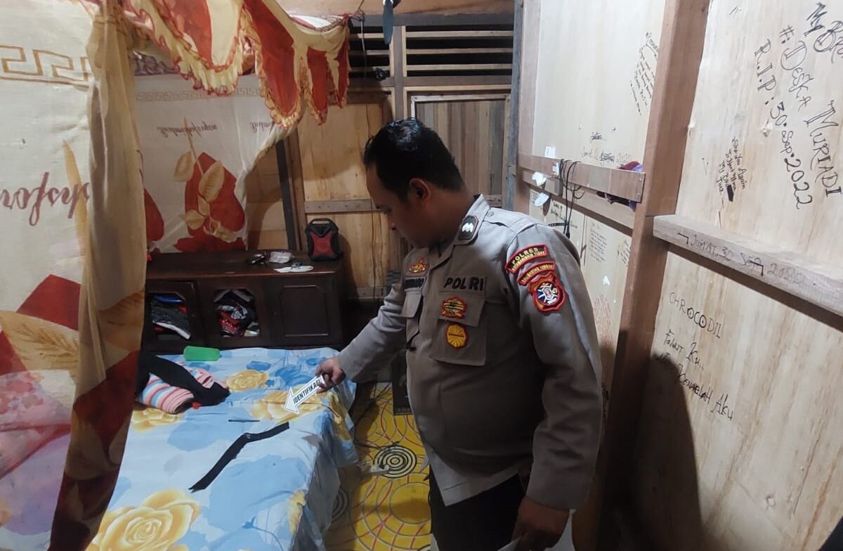gantung diri