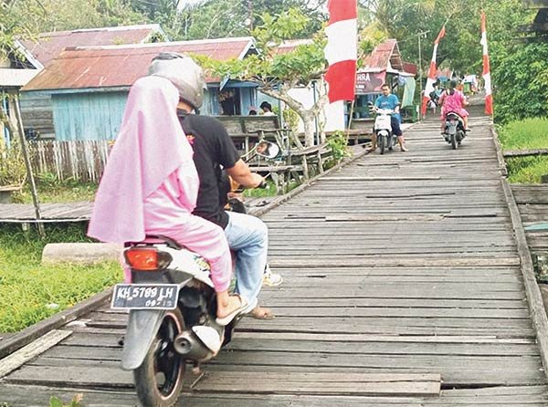 JALAN jalan
