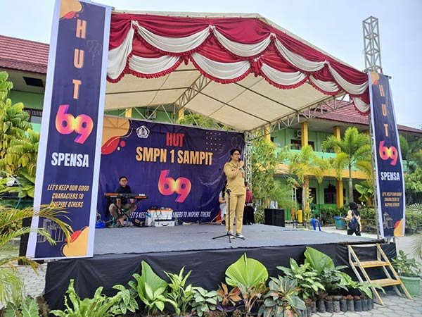 plt kepala disdik kotim