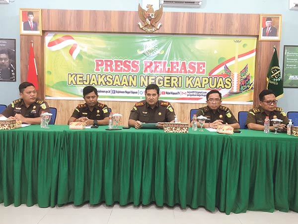 kejari kapuas