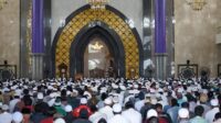 Jamaah Salat Jumat pertama di Masjid Kubah Kecubung Palangkaraya, (17/3).(istimewa)
