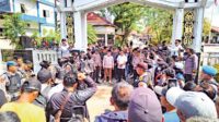 demo sopir truk galian c