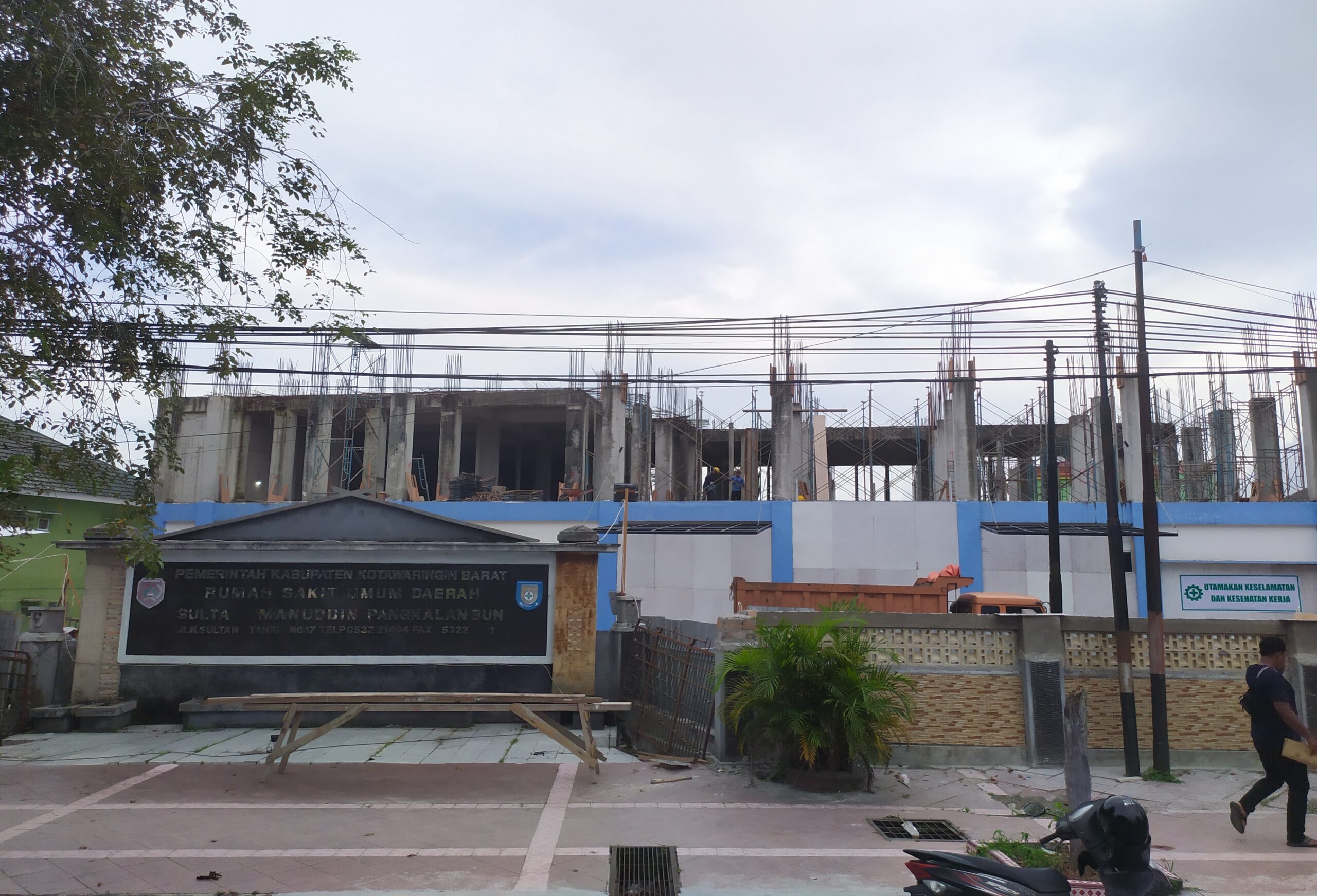 gedung poliklinik rsud