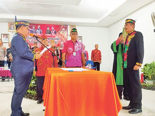 pelantikan damang baamang