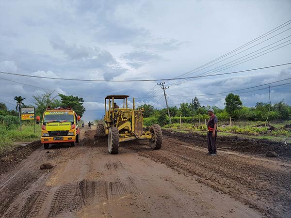 perbaikan jalan lingkar selatan