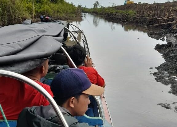 Salah satu jalur transportasi air yang kerap dilalui para ASN termasuk tenaga kesehatan di pelosok Kabupaten Katingan