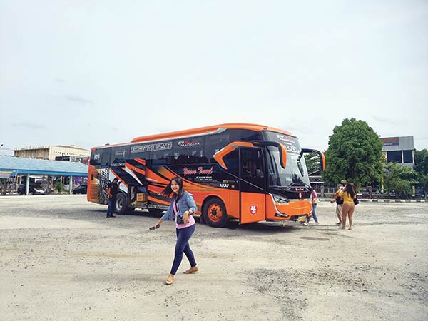 angkutan bus