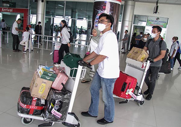 BANDARA bandara