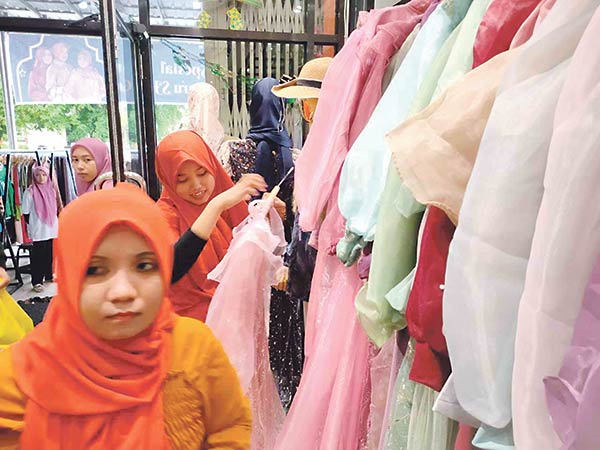 berburu baju lebaran