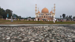 Masjid Agung Sukamara kini sudah mempunyai nama Ad Durrun Nafis