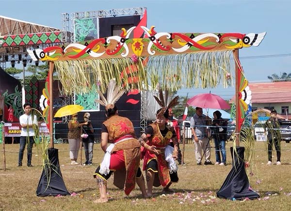lawang sekepeng