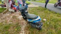 Satu unit motor yang mengalami kecelakaan di Jalan Raya Pematang Kambat Desa Pematang Panjang Kecamatn Seruyan