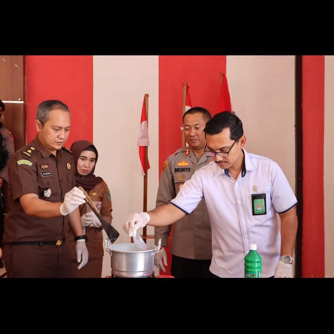 Pemusnahan barang bukti kejahatan narkotika di Polres Lamandau