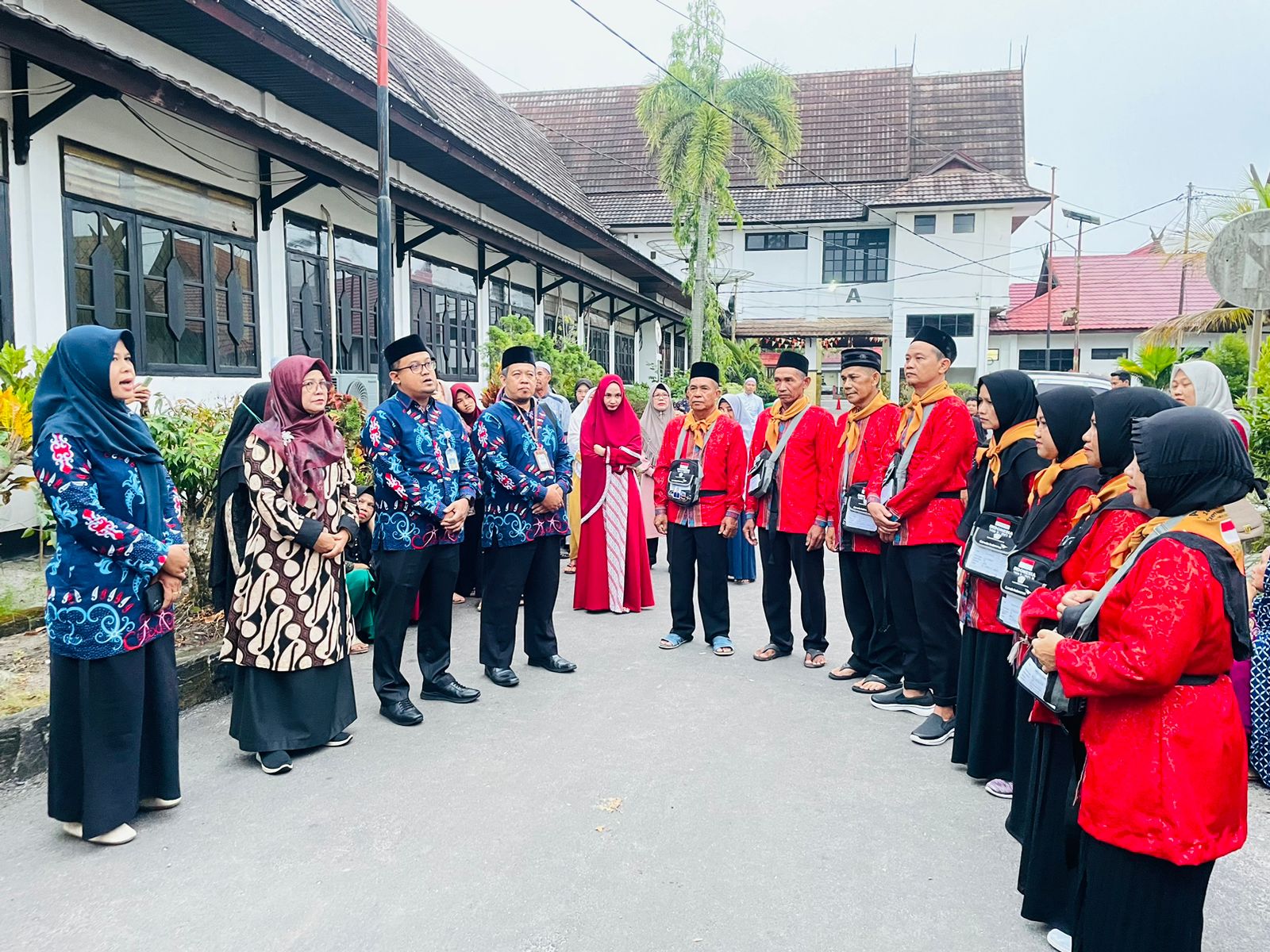 boks gagal berangkat haji