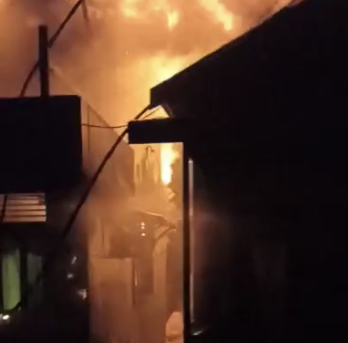 kebakaran kapuas