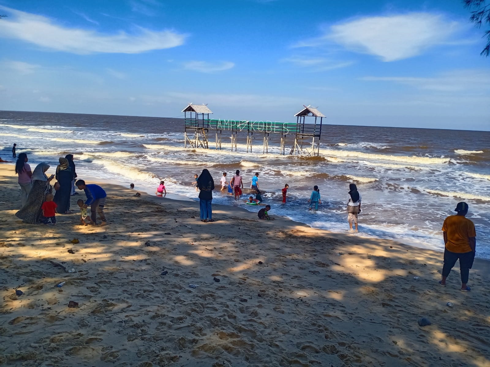 pantai ujung pandaran