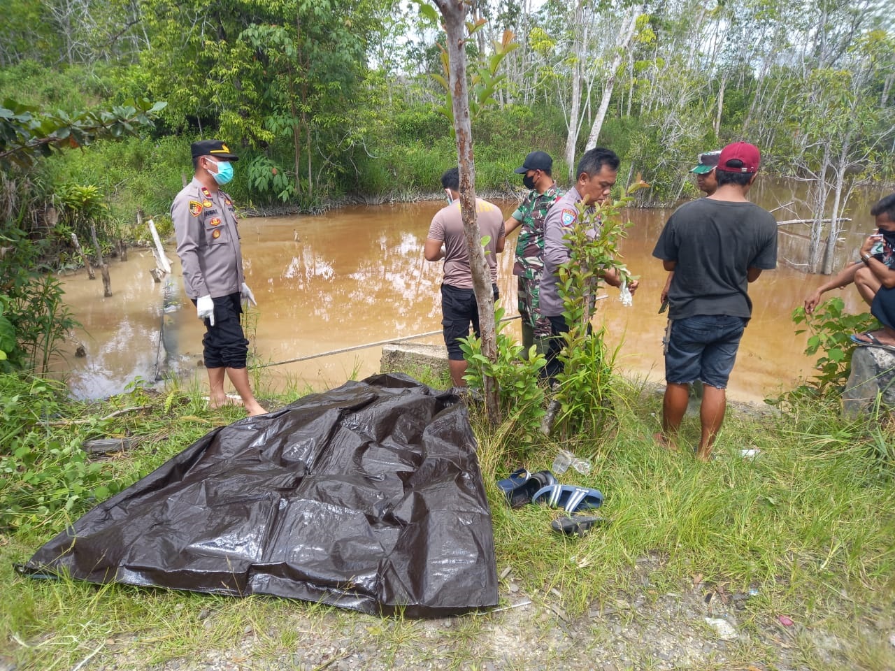 pensiunan pns dibunuh