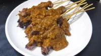 sate kambing bumbu kacang foto resep utama