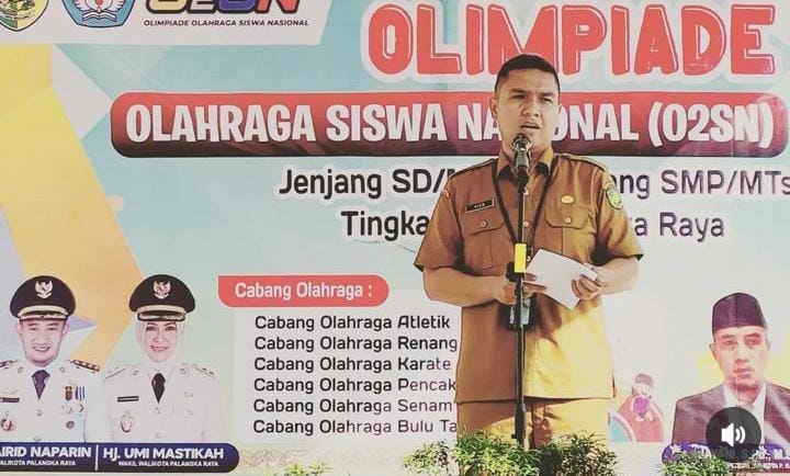 Sekretaris Disdik Palangka Raya Aprae Vico Ranan Sekretaris Disdik Palangka Raya Aprae Vico Ranan