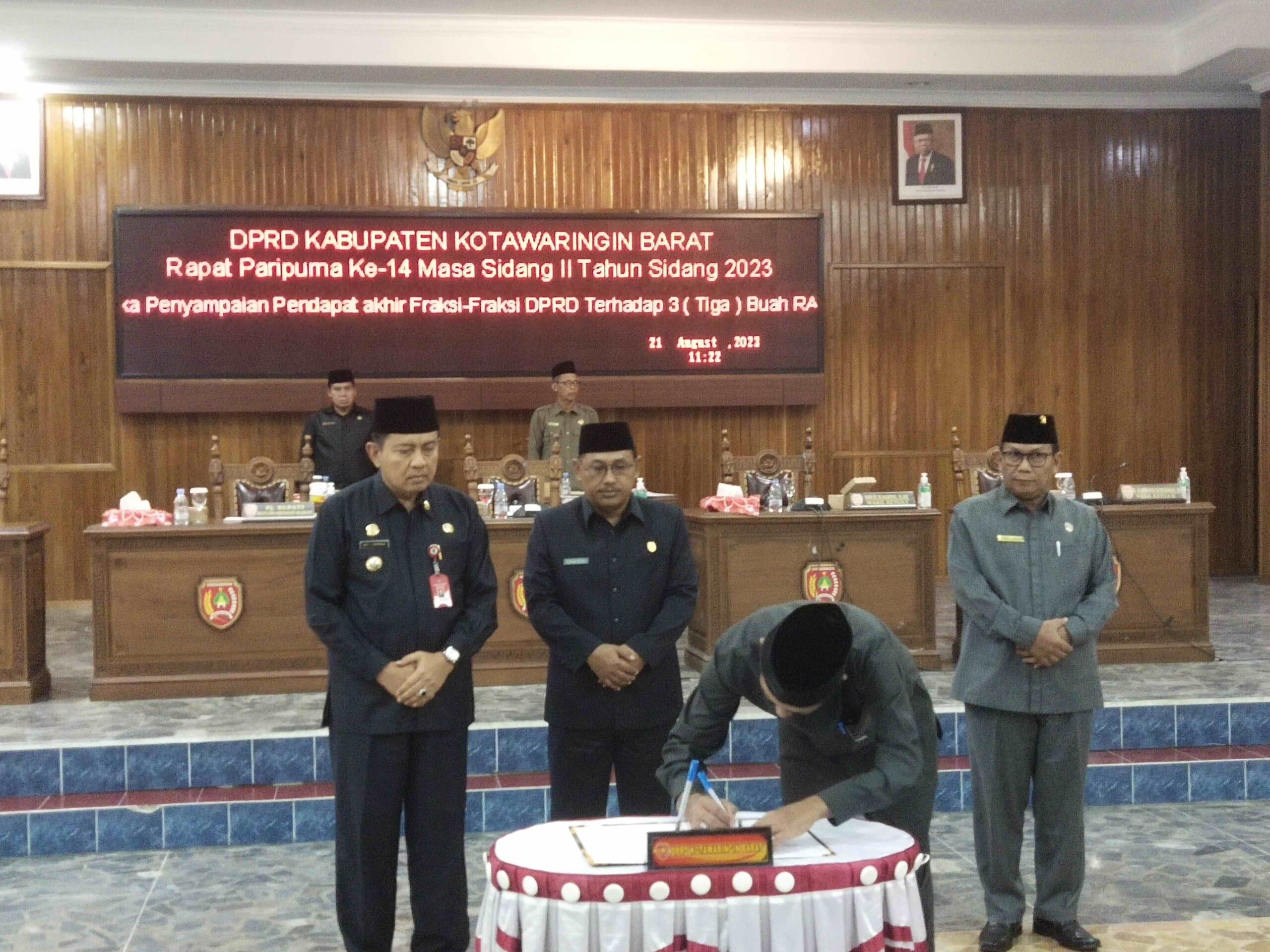 6 dprd kobar