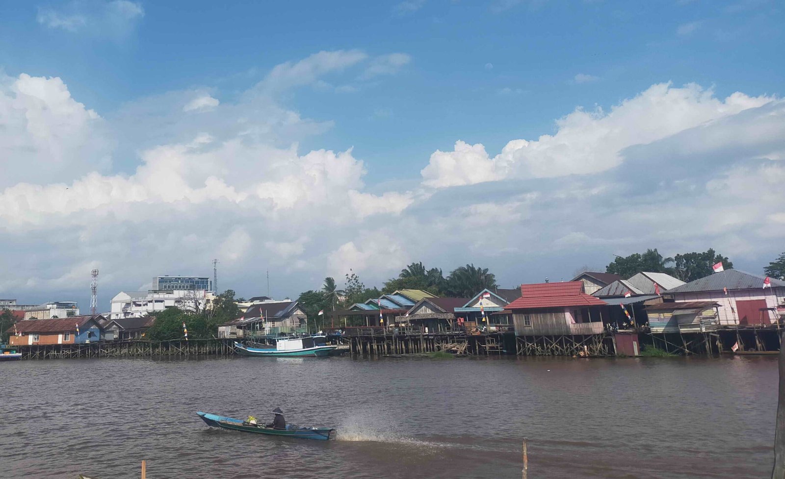 SUNGAI ARUT