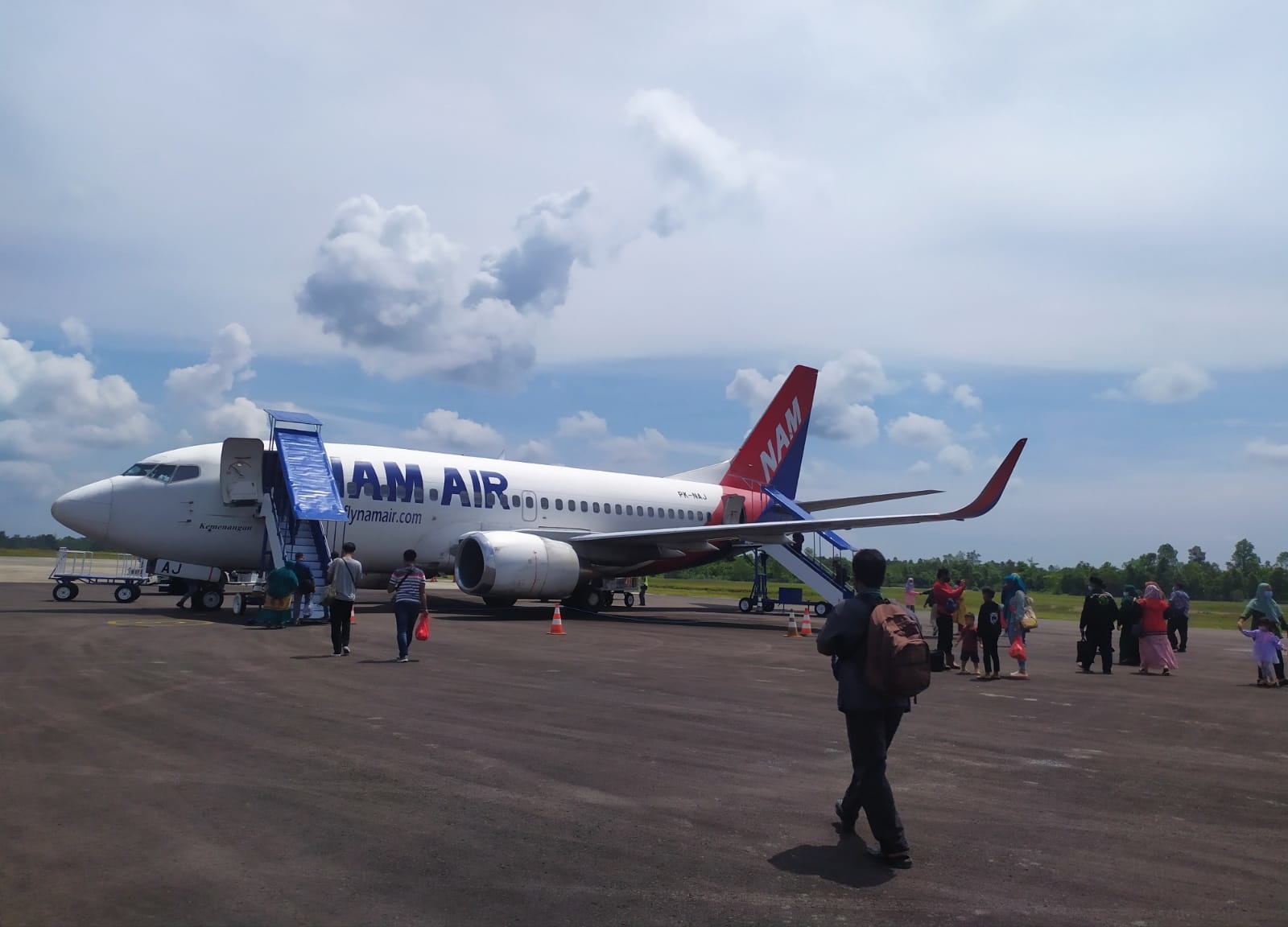 tiket pesawat