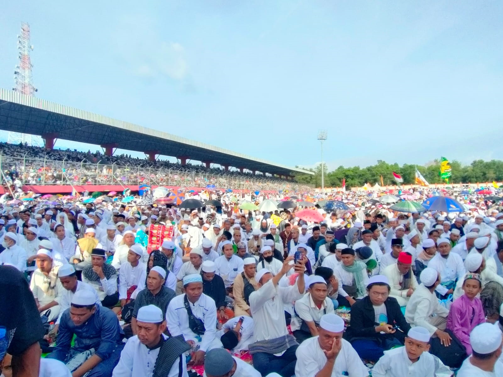 tabligh akbar Al Habib Umar bin Hafidz