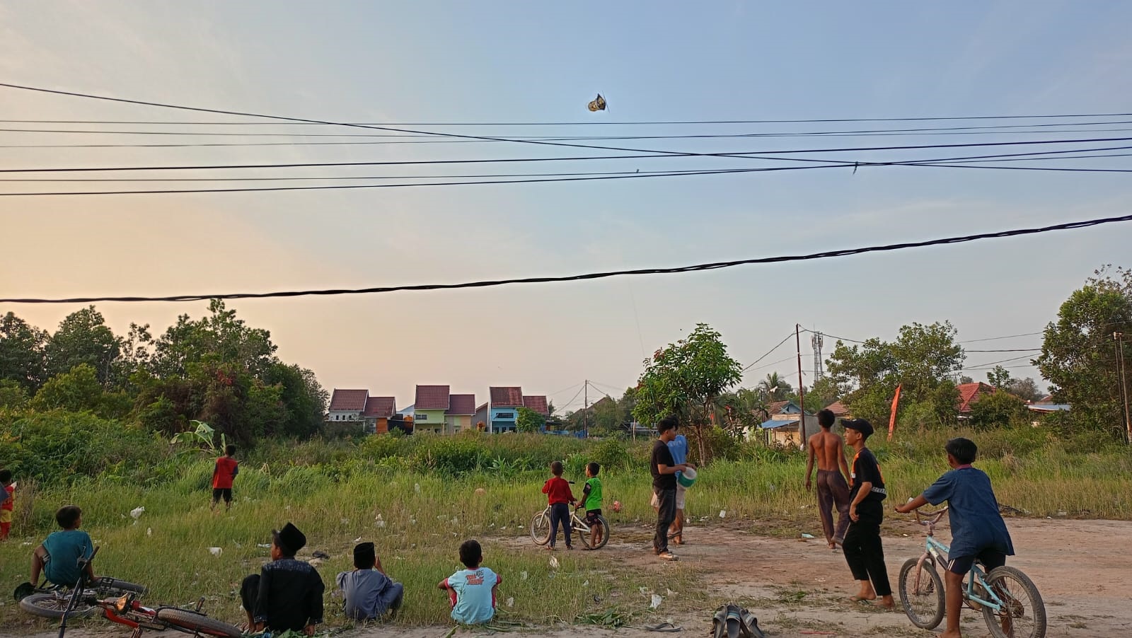 main layangan