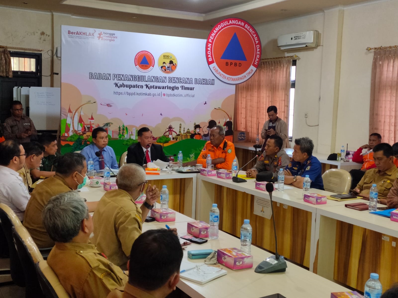 rapat karhutla